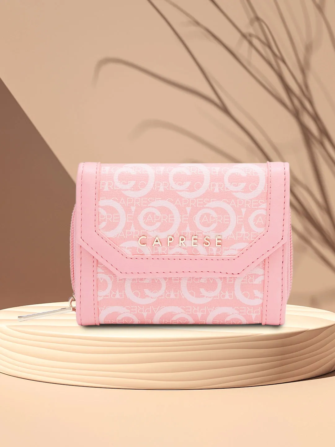 Caprese Cleo Wallet Small Light Pink