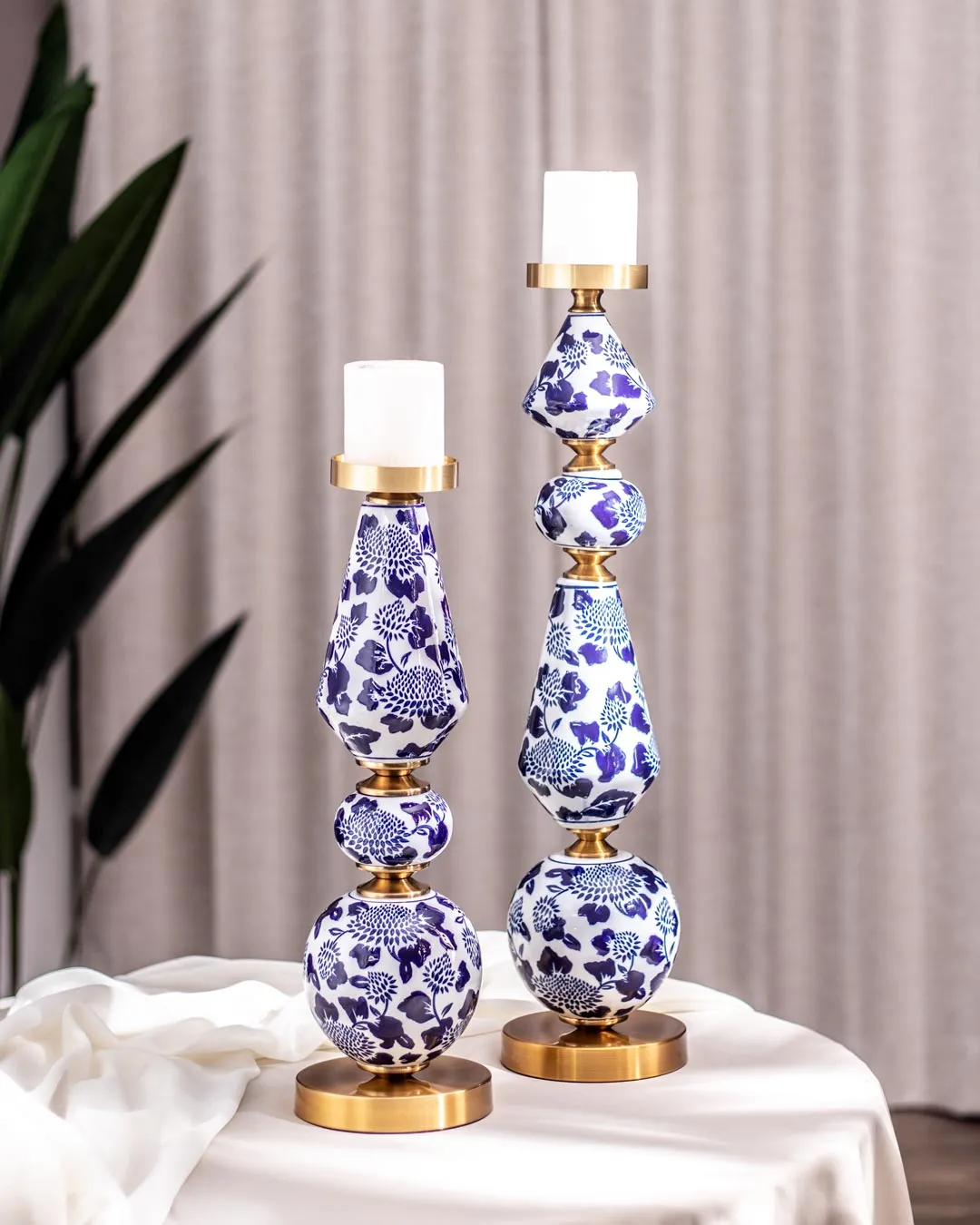 'Chrysanthemum' Ming Pillar Candle Holder - Small