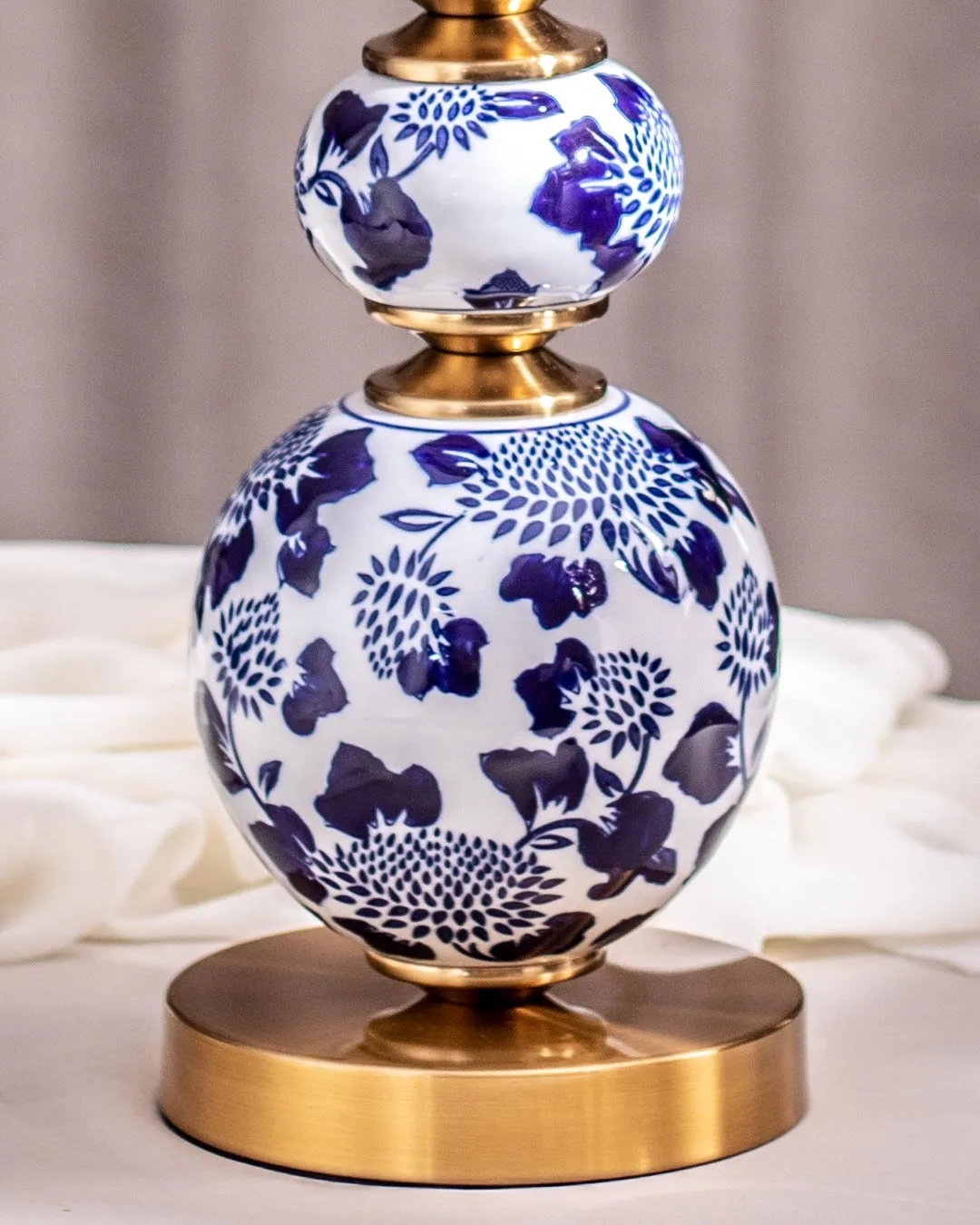 'Chrysanthemum' Ming Pillar Candle Holder - Small