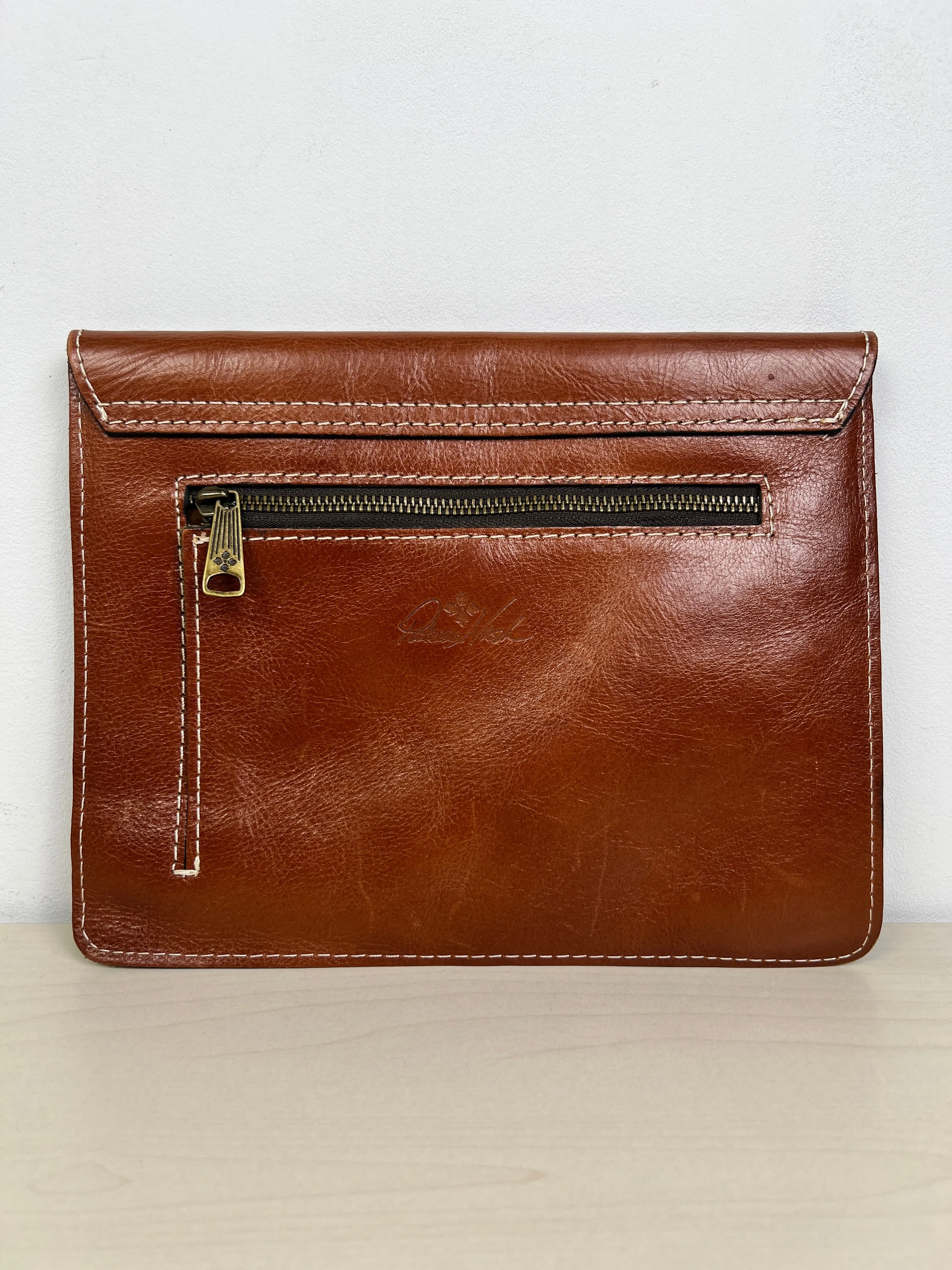 Clutch Leather Patricia Nash, Size Medium